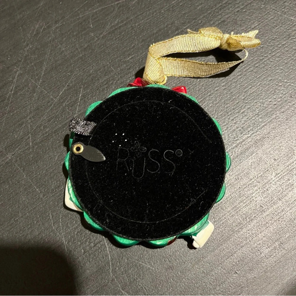 Christmas Photo Ornament Russ Wreath Red Bow & Family 2”x2” Photograph - Picture 5 of 5